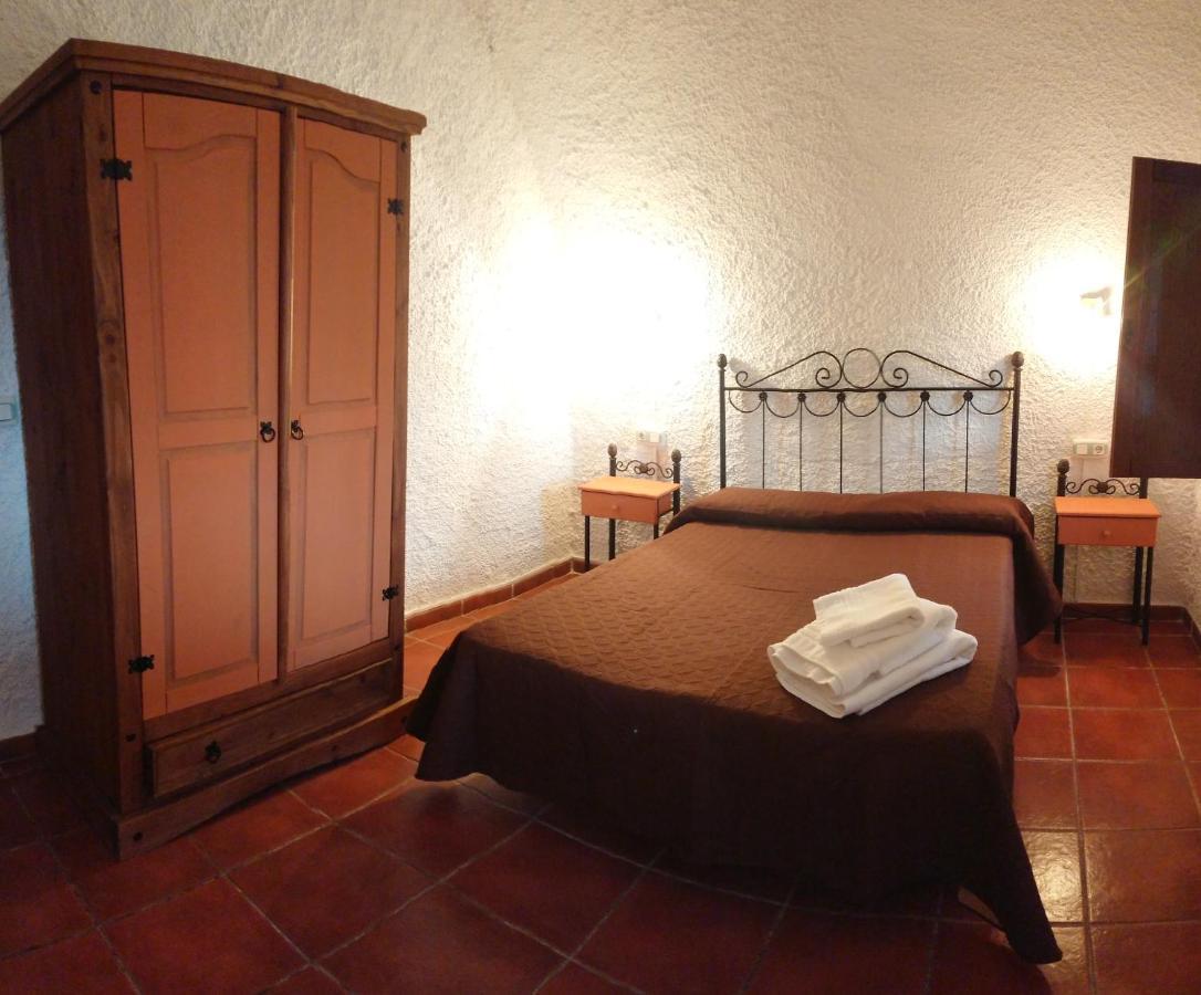 APARTAMENTOS RURALES MIRADOR DEL NEGRATíN Cuevas del Campo Exterior foto