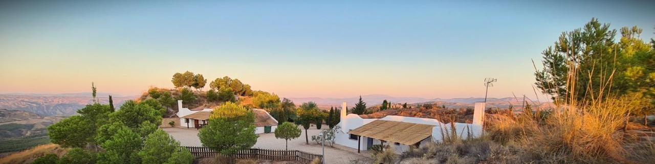 APARTAMENTOS RURALES MIRADOR DEL NEGRATíN Cuevas del Campo Exterior foto
